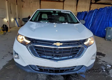 2018 Chevrolet Equinox Ls z USA, uszkodzony, nr VIN 3GNAXHEV5JS635882